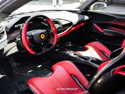 Used 2022 Ferrari SF90 Stradale image 30