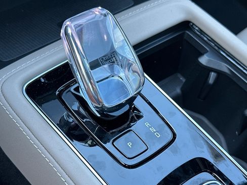 New 2026 Volvo XC90 B5 Plus image 20