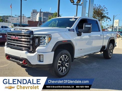 Used 2021 GMC Sierra 2500 AT4 w/ AT4 Premium Plus Package image 16
