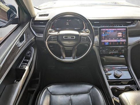 Used 2021 Jeep Grand Cherokee L Limited image 12