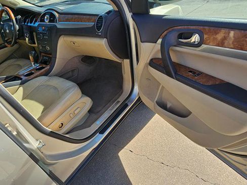 Used 2010 Buick Enclave CXL w/ Trailering Provision Package image 17