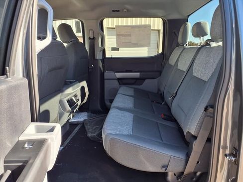 New 2026 Ford F250 XLT w/ FX4 Off-Road Package image 27