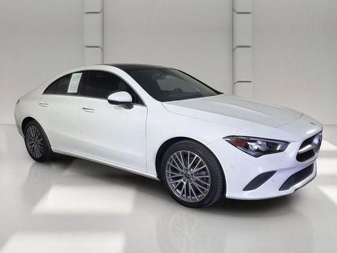 Used 2023 Mercedes-Benz CLA 250 image 2