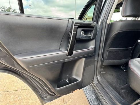 Used 2024 Toyota 4Runner TRD Off-Road Premium image 25