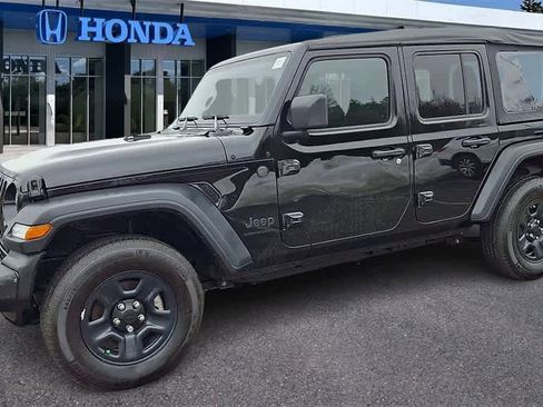 Used 2023 Jeep Wrangler Sport image 4