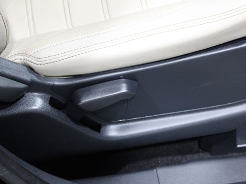 Used 2019 Ford EcoSport Titanium AWD/4WD image 27