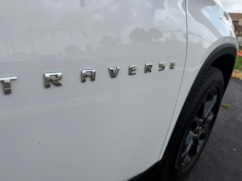 Used 2020 Chevrolet Traverse RS AWD/4WD image 12