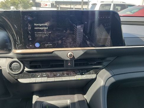 Used 2023 Toyota Crown XLE image 15