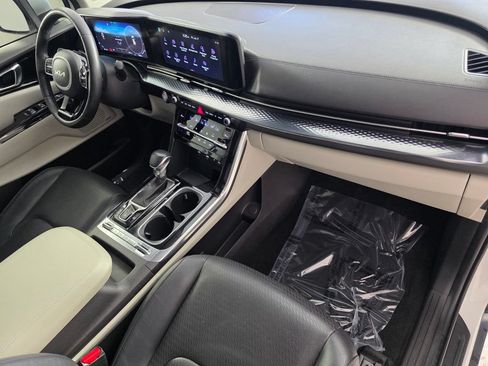 Used 2022 Kia Carnival SX Prestige FWD image 33