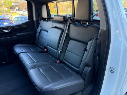 Used 2023 Chevrolet Silverado 1500 LTZ image 32