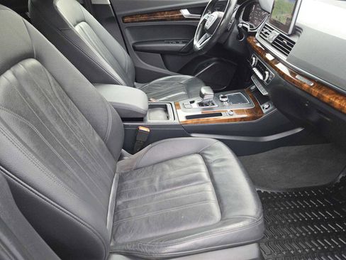 Used 2018 Audi Q5 2.0T Premium Plus w/ Premium Plus Package image 15