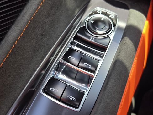 New 2027 Chevrolet Corvette Stingray Convertible w/ Stealth Interior Trim Package RWD image 10