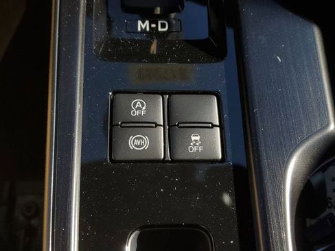 New 2026 Subaru Outback Limited w/ Premium/Limited Package 2 AWD/4WD image 32