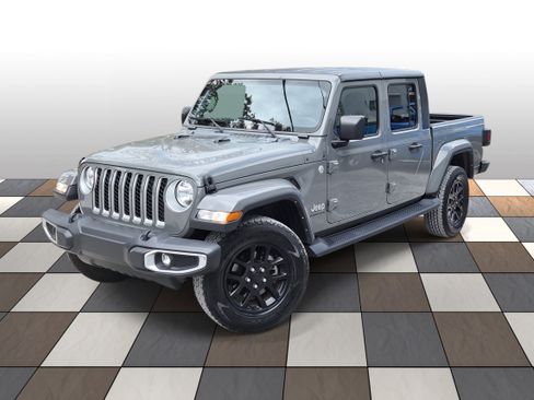 Used 2023 Jeep Gladiator Overland image 1