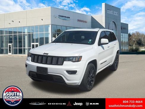 Used 2021 Jeep Grand Cherokee Laredo X AWD/4WD image 1