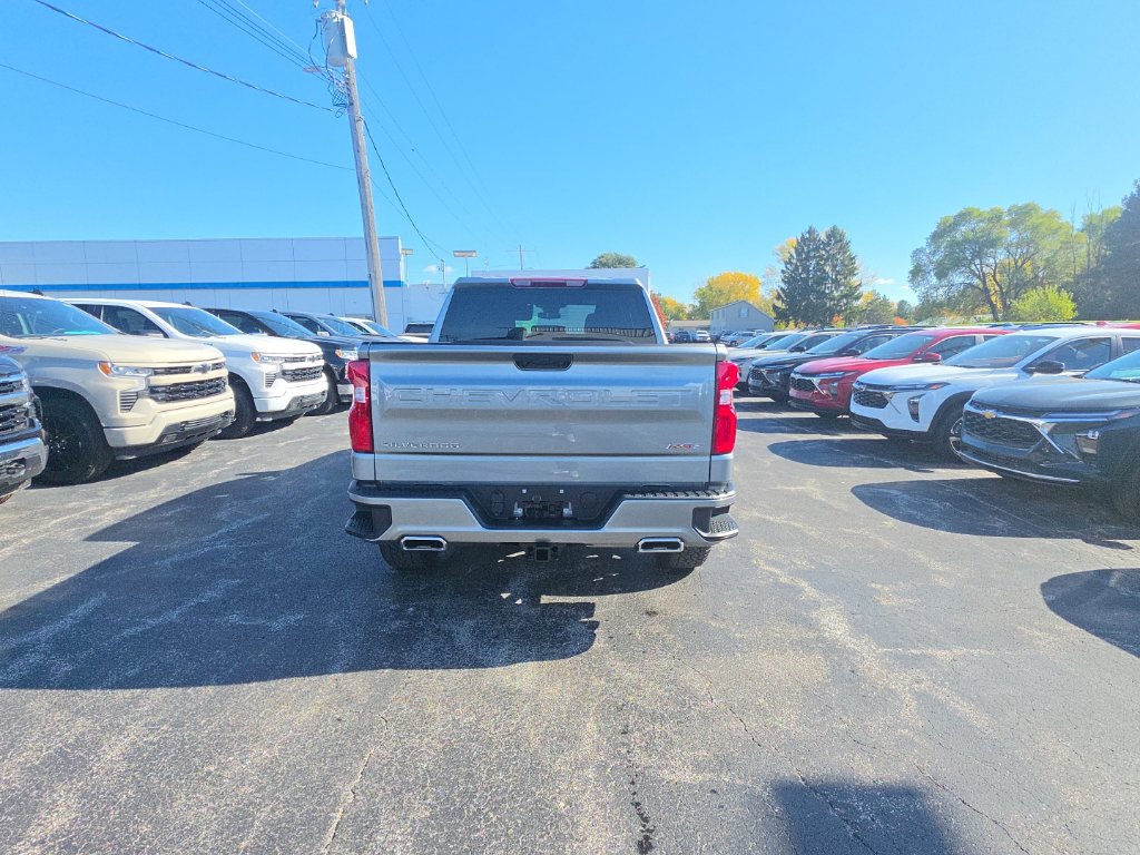 New 2026 Chevrolet Silverado 1500 RST w/ Z71 Off-Road Package AWD/4WD image 6
