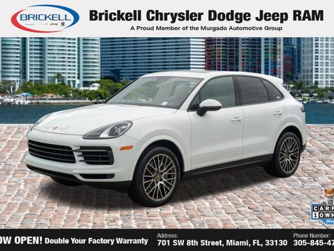 Used 2022 Porsche Cayenne Platinum Edition AWD/4WD image 1