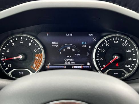Used 2023 Jeep Renegade Altitude w/ Convenience Group I AWD/4WD image 18