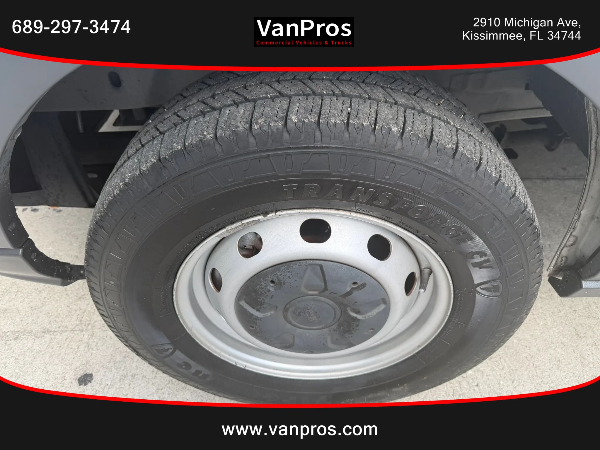 Used 2015 Ford Transit 250 130 Low Roof RWD image 17