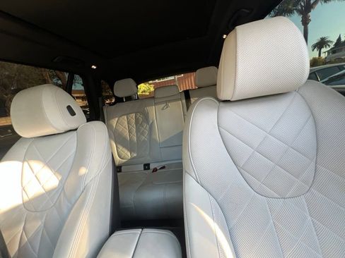Used 2024 BMW X5 sDrive40i w/ M Sport Package RWD image 16