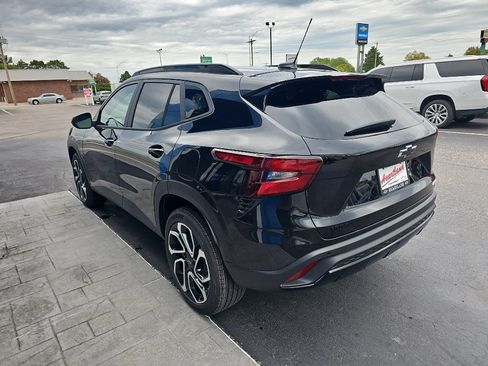 New 2026 Chevrolet Trax RS w/ Driver Confidence Package FWD image 5