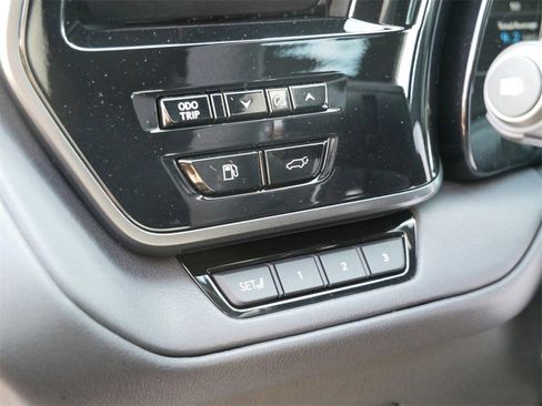 New 2026 Lexus TX 500h AWD image 16