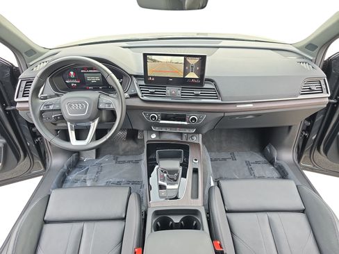 Used 2023 Audi Q5 2.0T Premium Plus w/ Premium Plus Package image 9