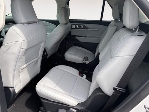 New 2025 Ford Explorer Platinum w/ LUX Leather Package image 13