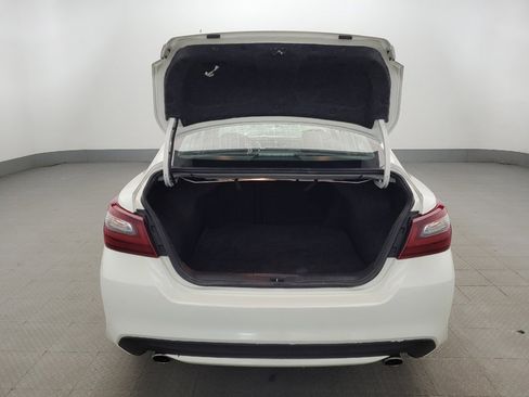 Used 2018 Nissan Altima 2.5 SR FWD image 29