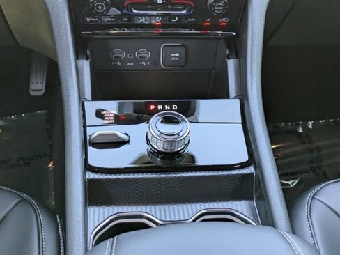 New 2025 Jeep Grand Cherokee L Limited w/ Black Appearance Package image 17