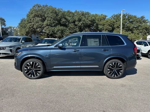 New 2026 Volvo XC90 B6 Plus w/ Protection Package Premier image 4