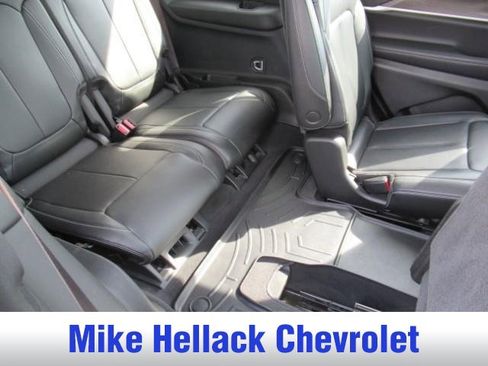 Used 2023 Jeep Grand Cherokee L Limited image 13