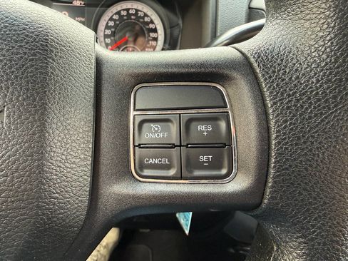 Used 2013 RAM 1500 Express image 22