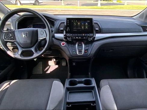Used 2018 Honda Odyssey EX image 14