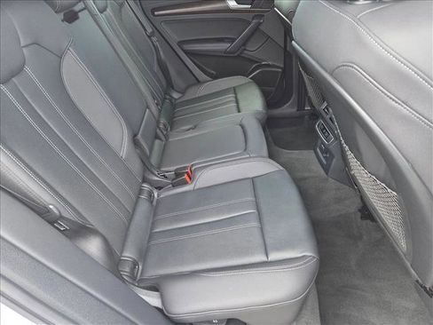 Certified 2025 Audi Q5 2.0T Premium Plus image 20