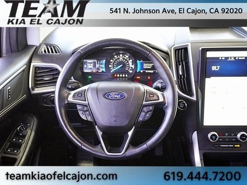 Used 2023 Ford Edge SEL image 19