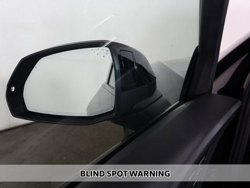 Used 2023 Audi SQ5 Premium Plus w/ Premium Plus Package image 6