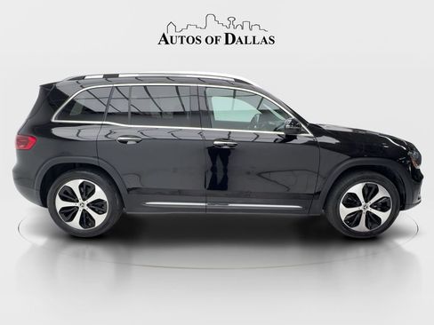 Used 2025 Mercedes-Benz GLB 250 4MATIC image 6