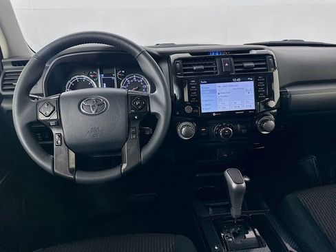 Certified 2024 Toyota 4Runner TRD Off-Road image 21