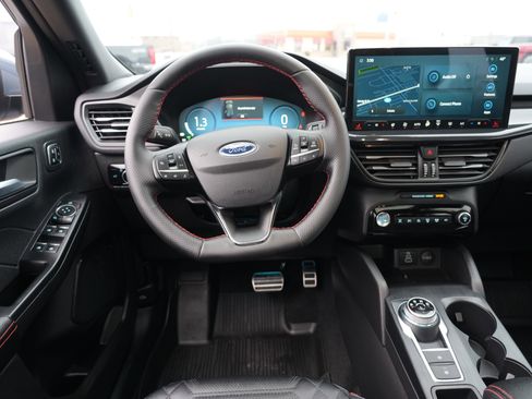 Used 2024 Ford Escape ST-Line Elite w/ Premium Technology Package image 22