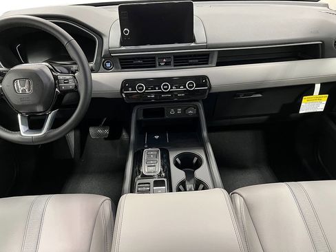 New 2025 Honda Pilot EX-L image 20