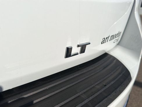 Used 2021 Chevrolet Tahoe LT w/ LT Signature Package image 31