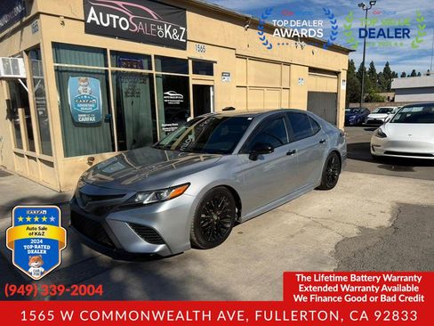 Used 2019 Toyota Camry SE FWD image 8