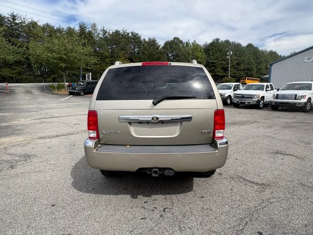 Used 2008 Chrysler Aspen Limited AWD/4WD image 4