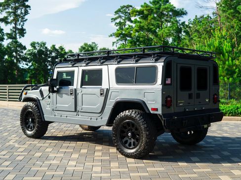 Used 2006 HUMMER H1 4-Door Wagon AWD/4WD image 4