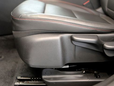 Used 2024 Chevrolet Trax RS w/ Driver Confidence Package image 16