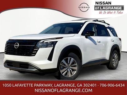 New 2026 Nissan Pathfinder SL
