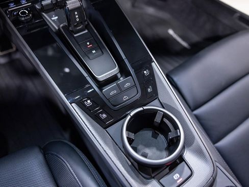 Used 2024 Porsche 911 Carrera S w/ Sport Package image 40