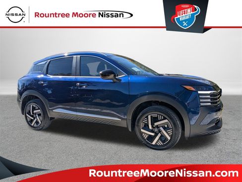 New 2026 Nissan Kicks SV image 1