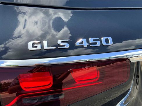 New 2025 Mercedes-Benz GLC 350e GLC 350e image 7